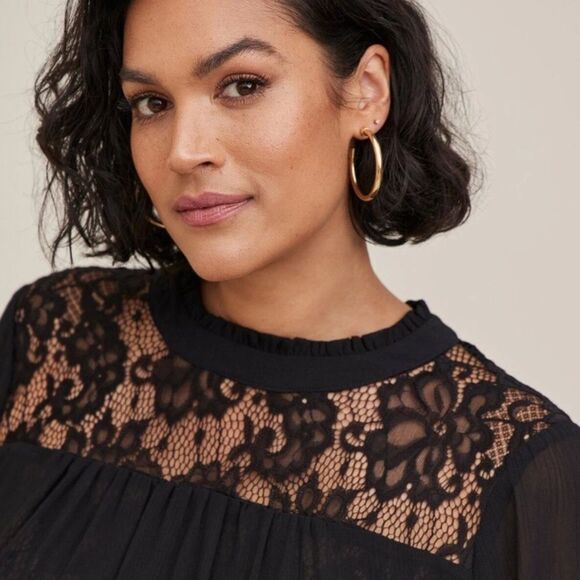 Torrid Blouse - Picture 4 of 8